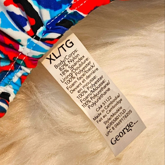 George Geometric Twist Front Padded Underwire Bikini Top - Picture 3 of 4